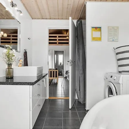 Ferienhaus M217-vaeggerlose-savavej-85 *